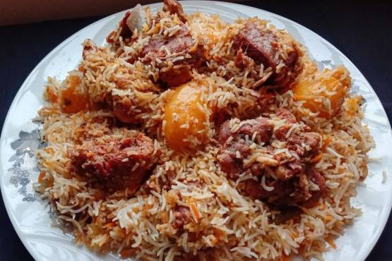 খাসির মাংস চিনি গুড়া কাচ্চি আনলিমিটেড